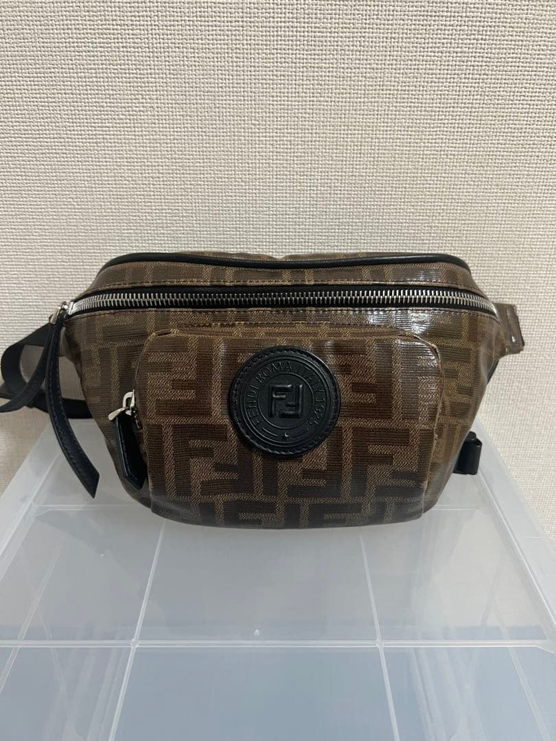 FENDI ズッカ柄 ウエストバッグ コーティングキャンバス レザー linkvintage_724b724-32159