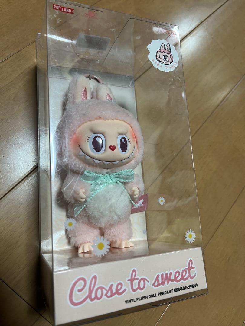 モココ　POPMART ランド MOKOKO CLOSE TO SWEET s-l400.jpg