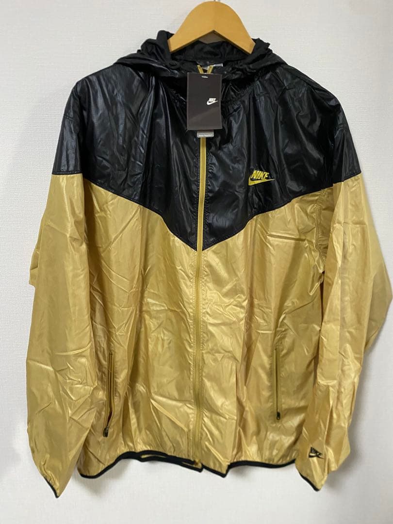 新品未使用 Nike ナイロンジャケット パーカー スウッシュロゴ　黒金 XXL NIKE - NIKE 90s 銀タグ スウッシュロゴ刺繍 黒 黄色 ナイロン