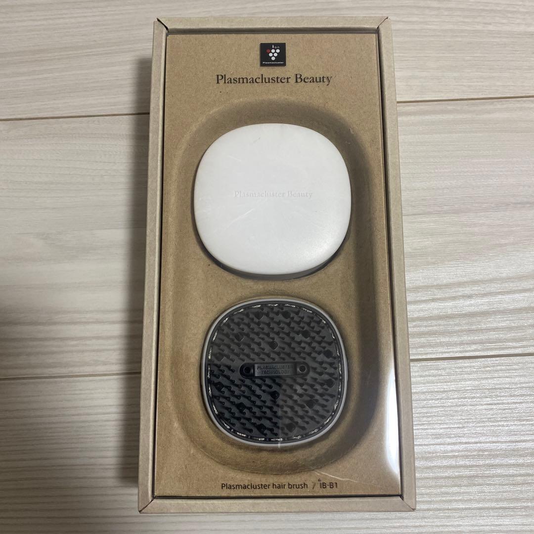 SHARP プラズマクラスター ヘアブラシ IB-B1-W シャープ公式通販】 プラズマクラスターヘアブラシ＜ブラック系＞｜IB