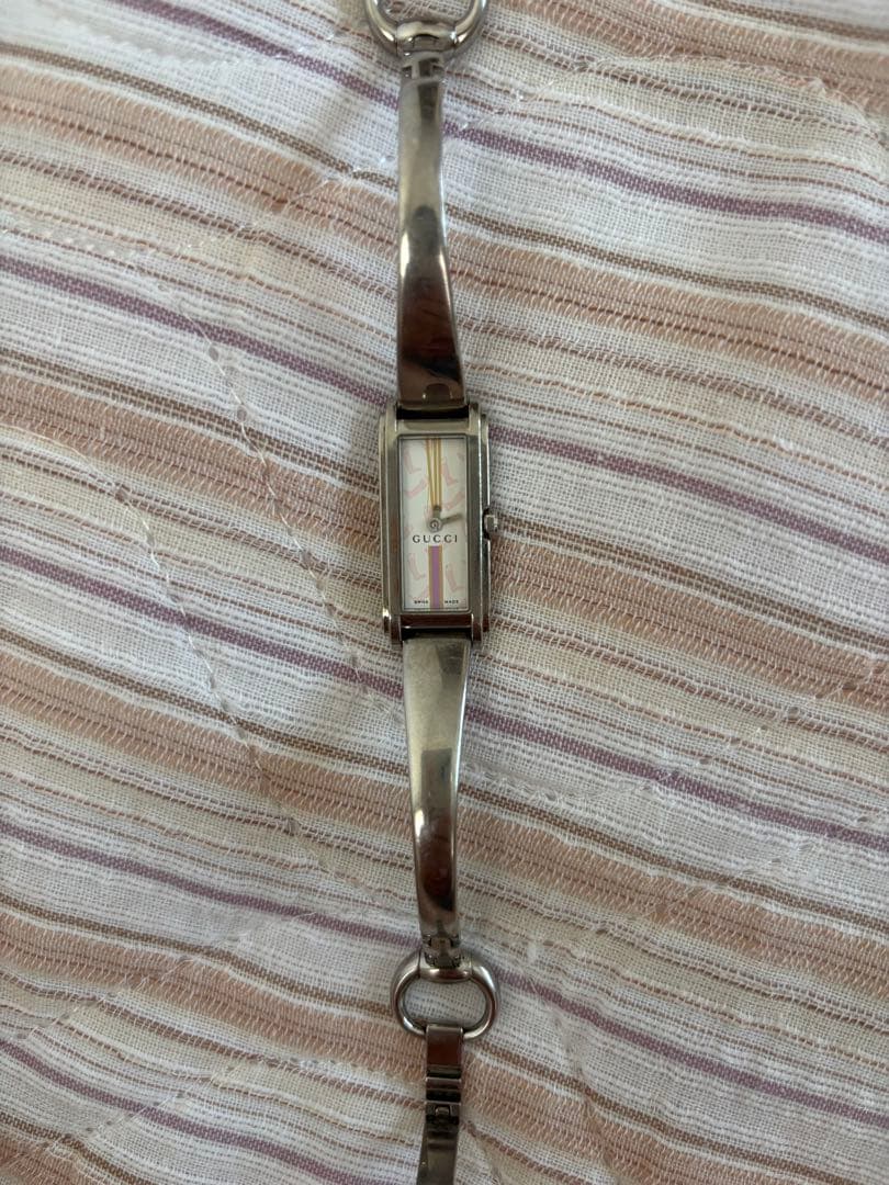 GUCCI レディースウォッチ シルバー 楽天市場】【ウォッチ】GUCCI グッチ Gモチーフ Gロゴ シルバー文字盤