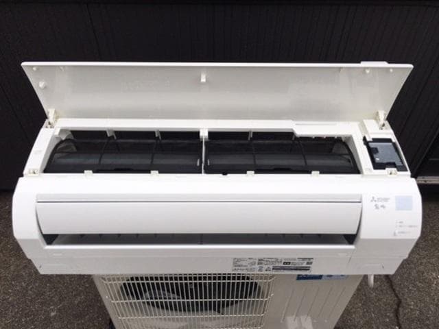 三菱　霧ヶ峰　GVシリーズ 　MSZ-GV2222-W　2022年製　2.2kw