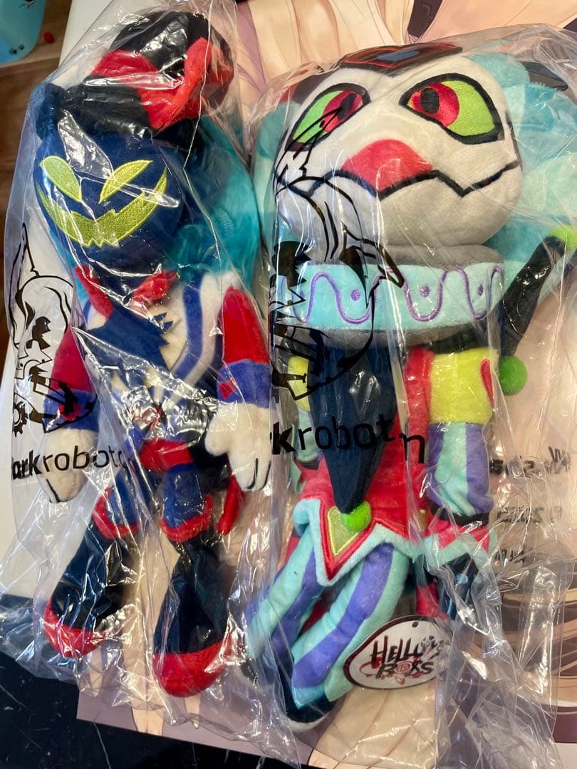 ヘルヴァボス フィッザローリィ アスモディアス ぬいぐるみ ピンズ