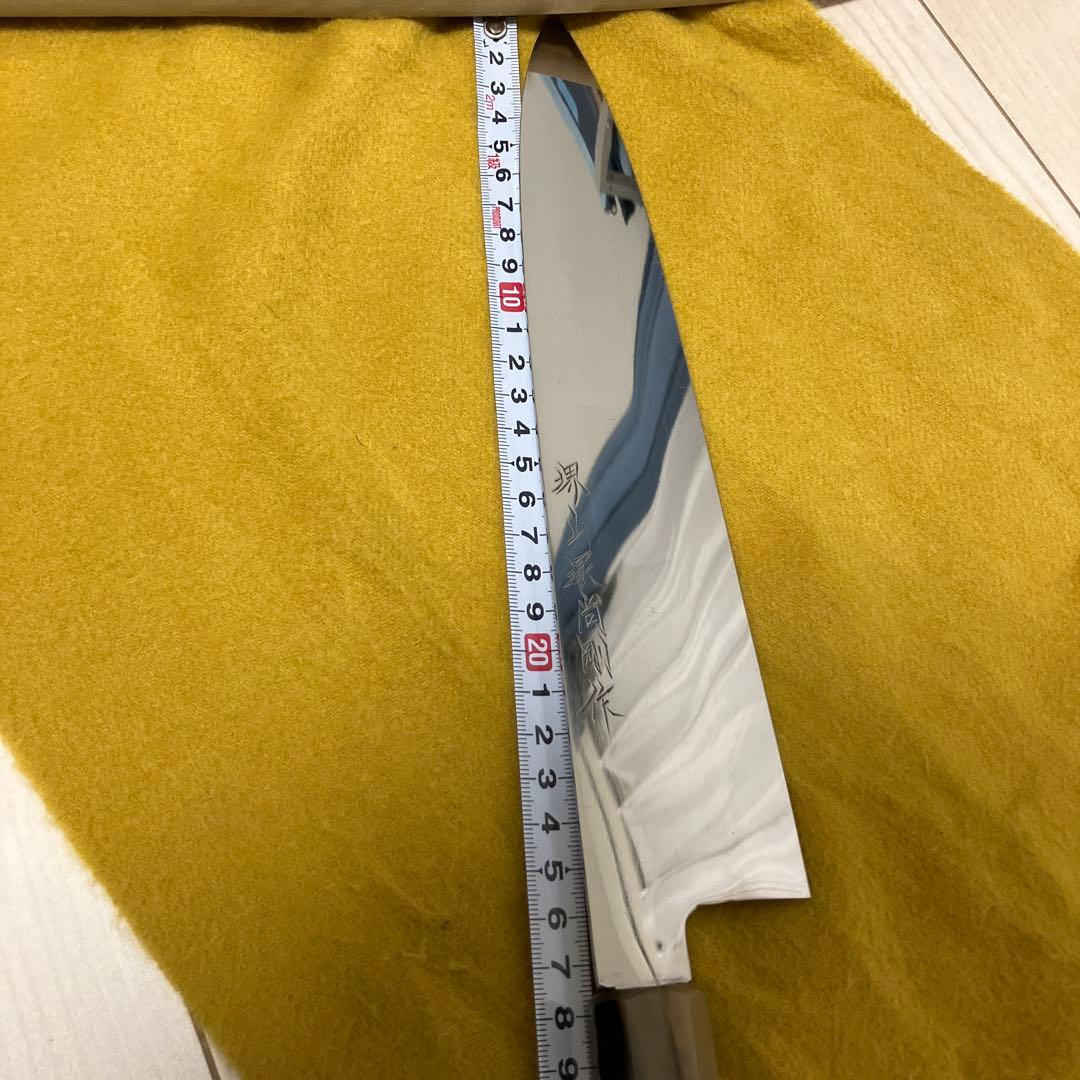 メ*0様 ①全鏡面 銀三 本焼 伝統工芸士 山塚氏 9寸牛刀 準未使用 木鞘