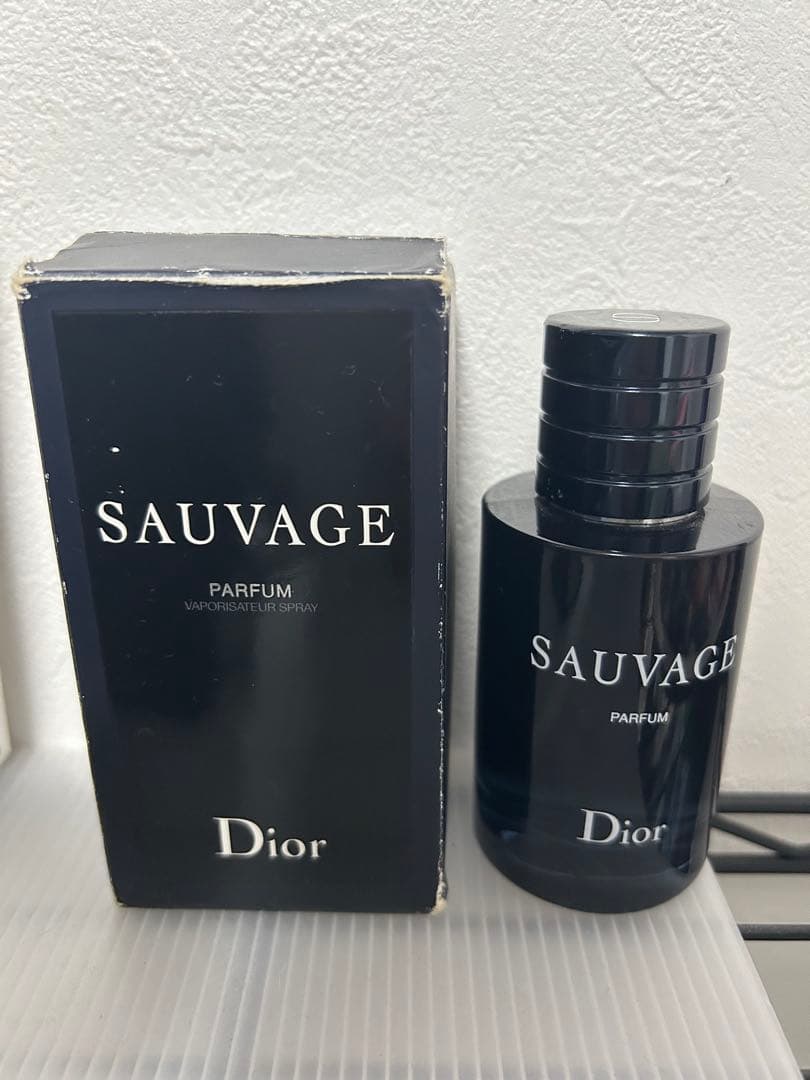 DIOR香水 DIOR】 ディオール アディクト ピーチー グロウ - オー ドゥ