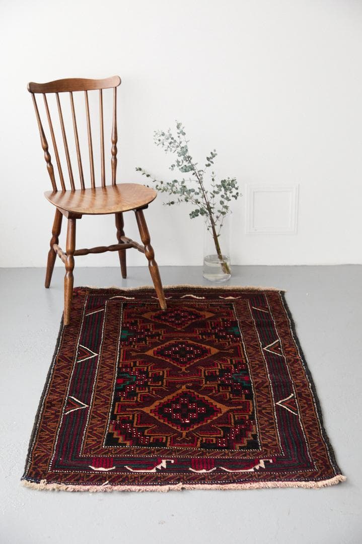 ヴィンテージラグ トライバルラグ バルーチ族（149×90cm）黒 紺 茶 緑