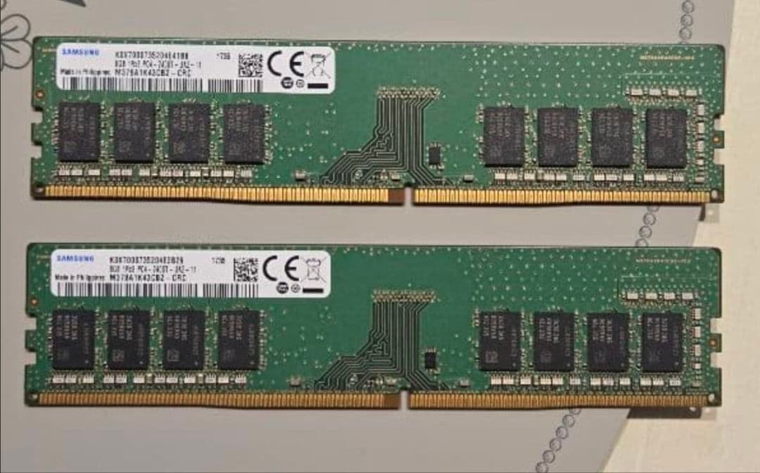 Samsung DDR4 8GB メモリ 2400MHz SAMSUNG（サムスン） 8GB 1Rx8 PC4-2400T-UA2-11 DIMM 288pin