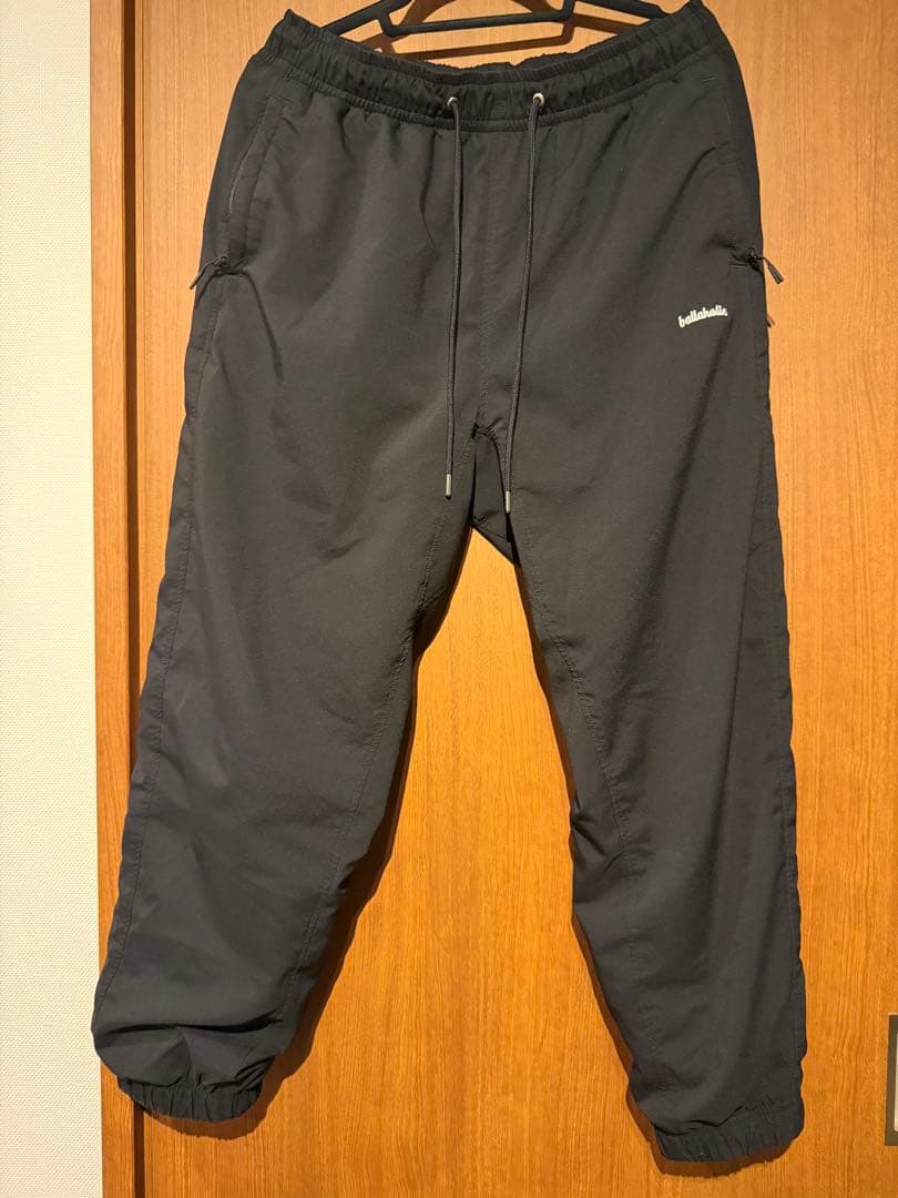 ボーラホリック ballaholic パンツL Small Logo Sweat Pants (black) – ballaholicオンラインショップ