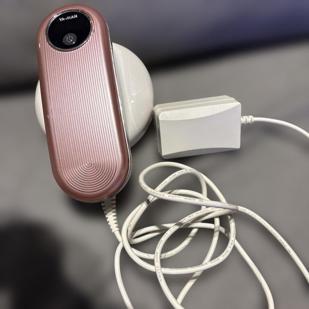 YA-MAN 美顔器 ローズゴールド RF美顔器 フォトプラス シャイニー Beauty Box | YA-MAN TOKYO JAPAN