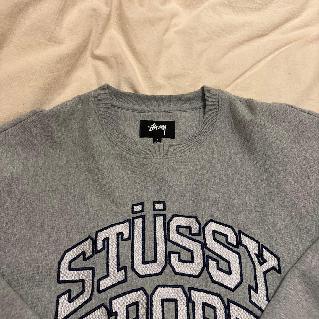 STÜSSY スポーツロゴ トレーナー グレー - メルカリ