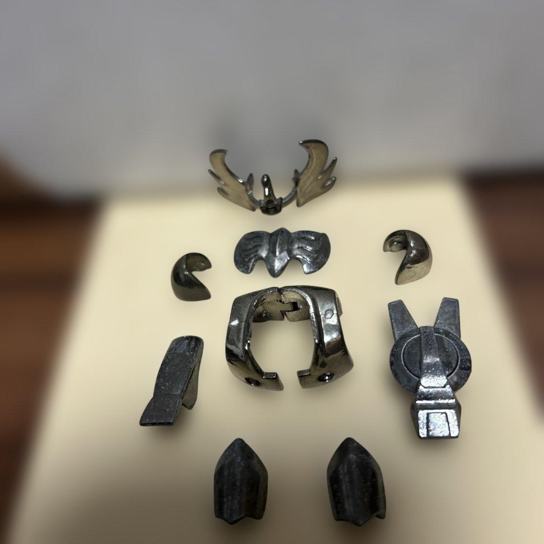 聖闘士星矢 新生ブラックキグナス ジャンク 説明の所見て下さい