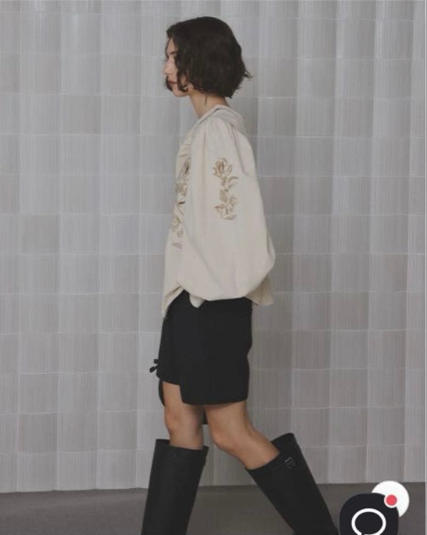 amerivintage PUFF EMBROIDARY LACE BLOUSE - トップスヴィンテージ