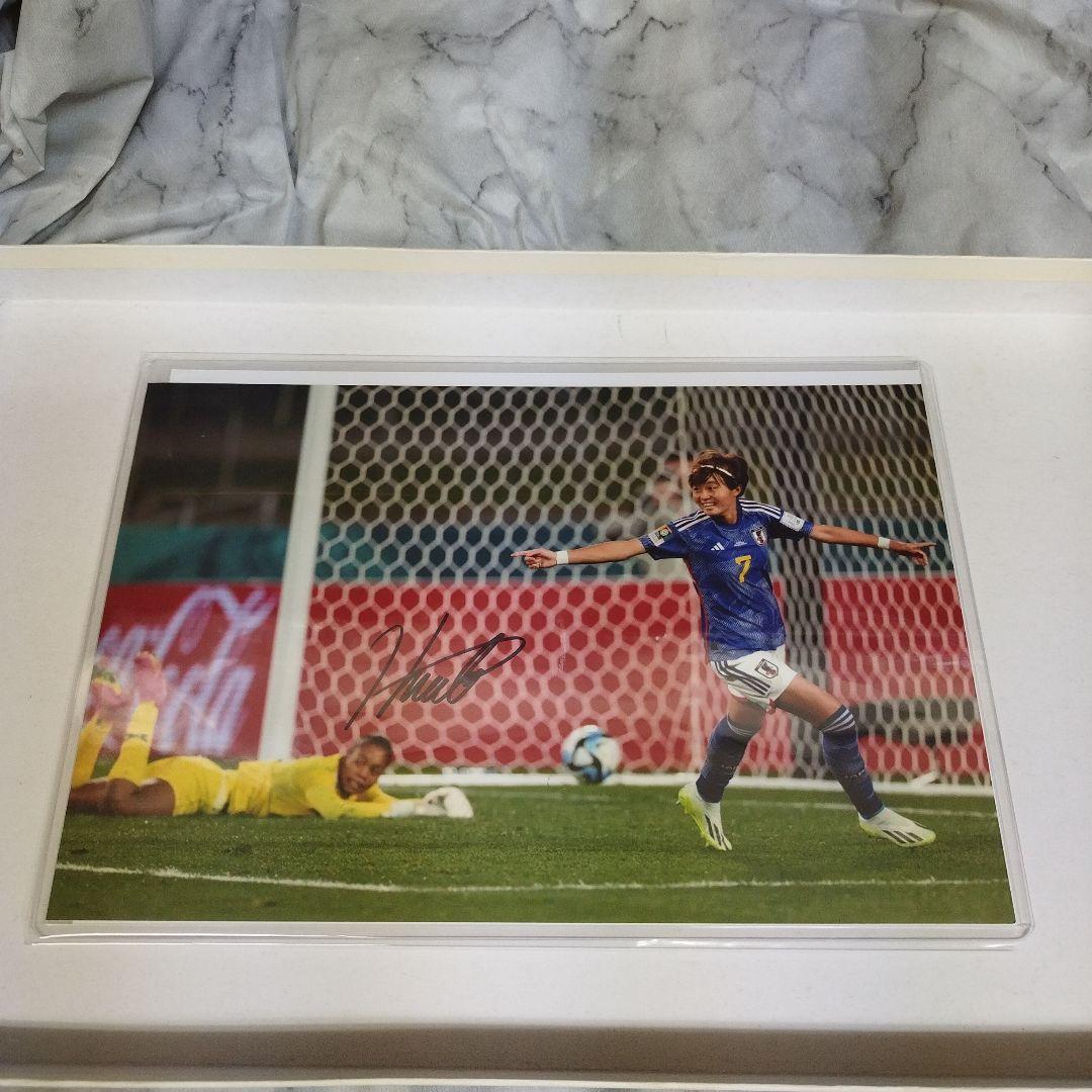 なでしこジャパン　宮澤ひなた　直筆サイン入りフォト　日本代表　証明書付き HATTRICK（ハットトリック）-選手の想いをファンへ届ける公式