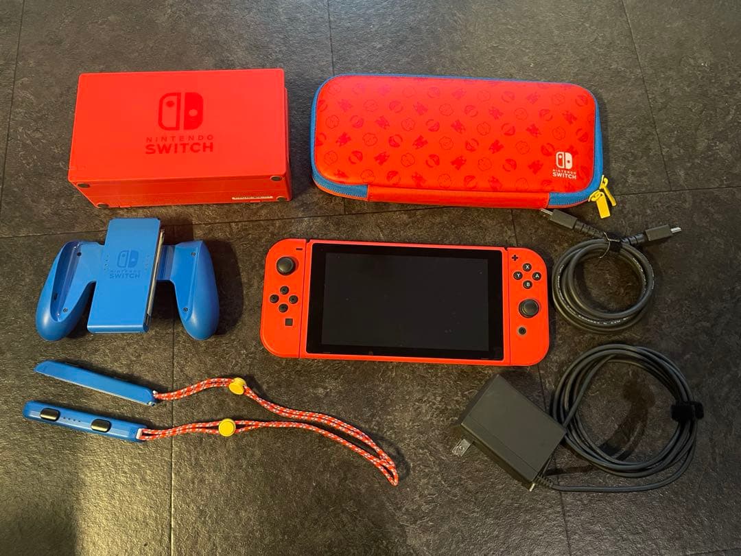 【極美品】Nintendo Switch マリオレッド×ブルー　セット Amazon.co.jp: Nintendo Switch マリオレッド×ブルー セット : ゲーム