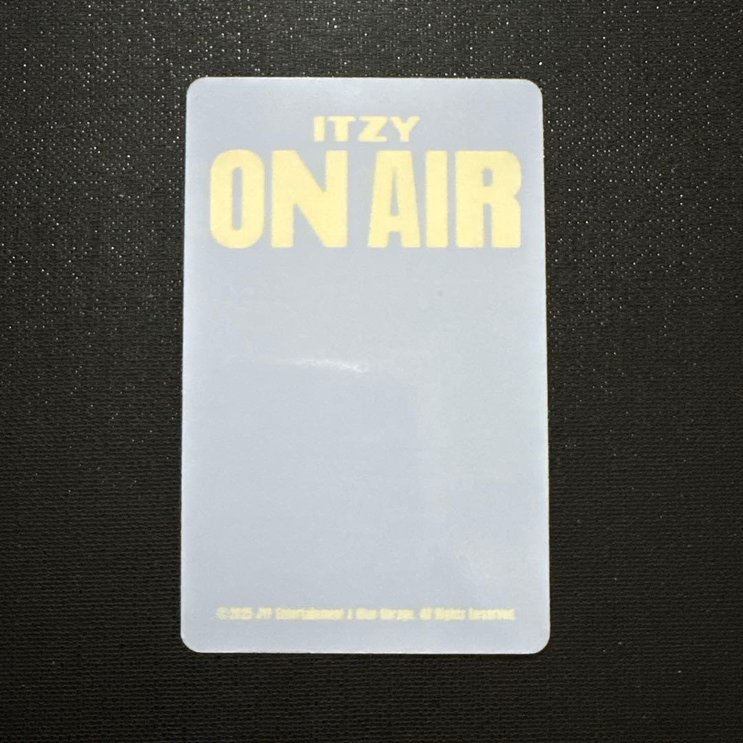ITZY ON AIR ペンミ オンライン特典 イェジ トレカ - メルカリ