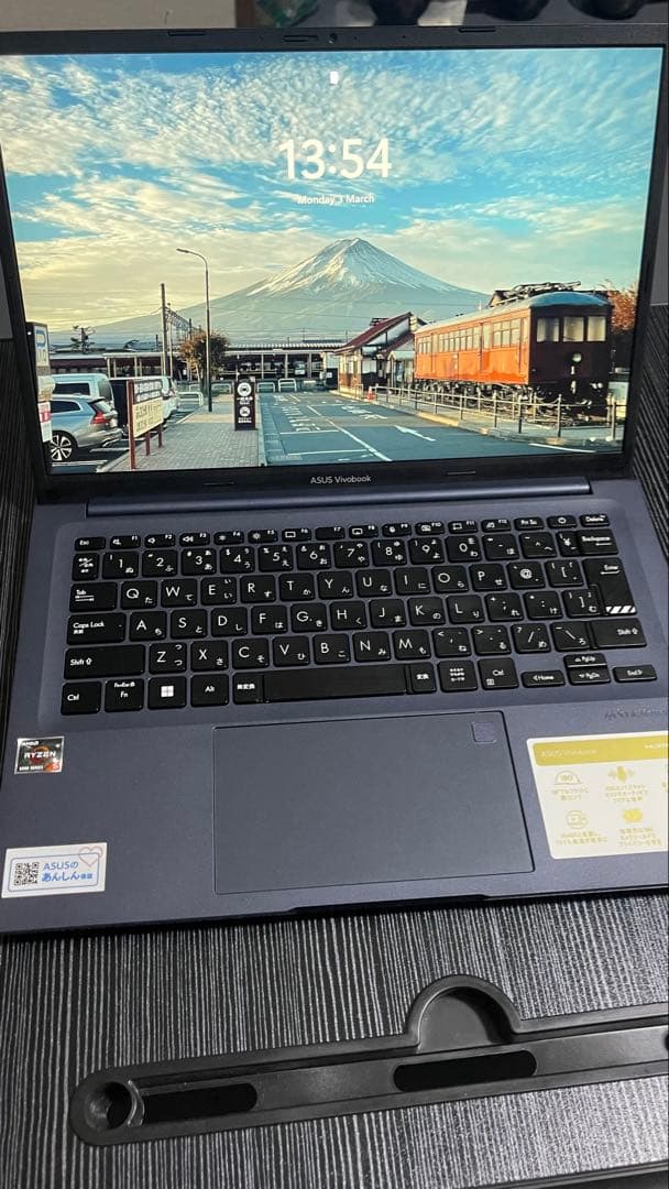 Chromebook本体 ASUS Vivobook 14 M1403QA Asus Vivobook 14X M1403QA-KM011WS AMD Ryzen 5 5600H 8GB RAM Radeon RX