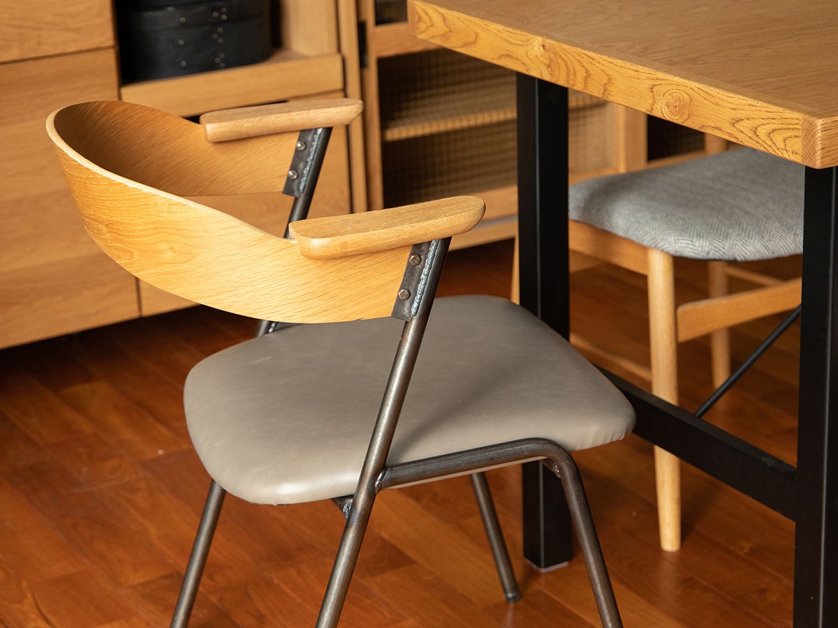 a.depeche danis short arm chair PU / アデペシュ ダニス ショート