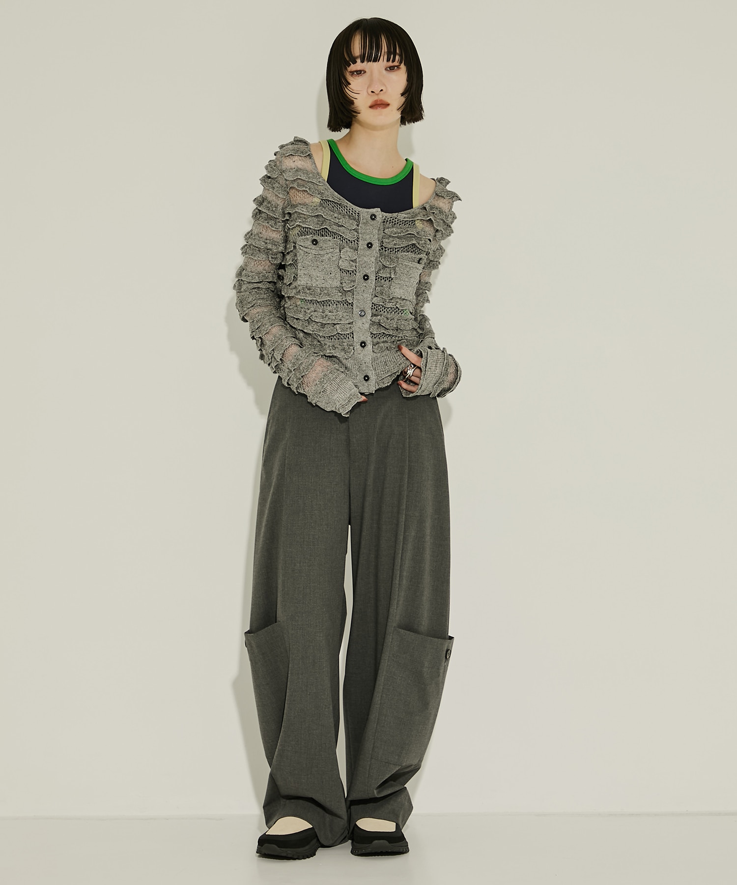 AKES-001(フリルカーディガン)(FREE GREY): AKANE UTSUNOMIYA: WOMENS